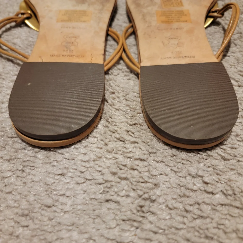 Tory Burch Patos Thong Sandal Caramel Corn Gold Size 10